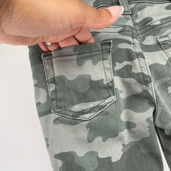 Cat & Jack Girls Green Camo Jeggings Size 5, Mid-Rise Ultimate Stretch - Picture 9 of 13